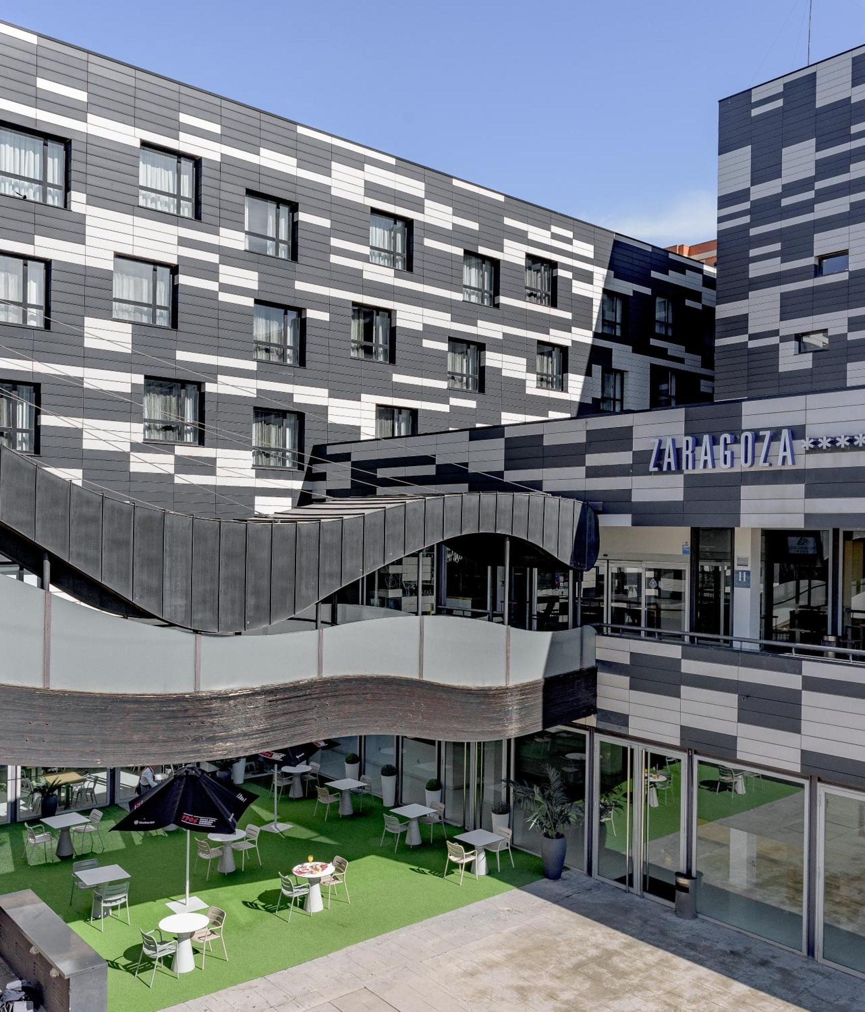 Hotel Zentral Ave 萨拉戈萨 外观 照片